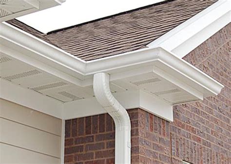 how are seamless gutters attached around corners